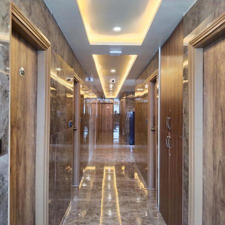 Hotel Windsor Plaza 하이데라바드 외부 사진