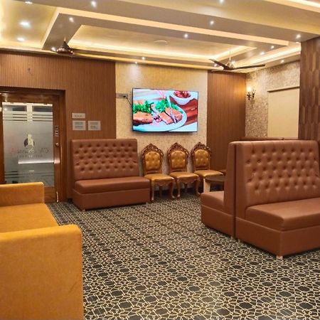 Hotel Windsor Plaza 하이데라바드 외부 사진